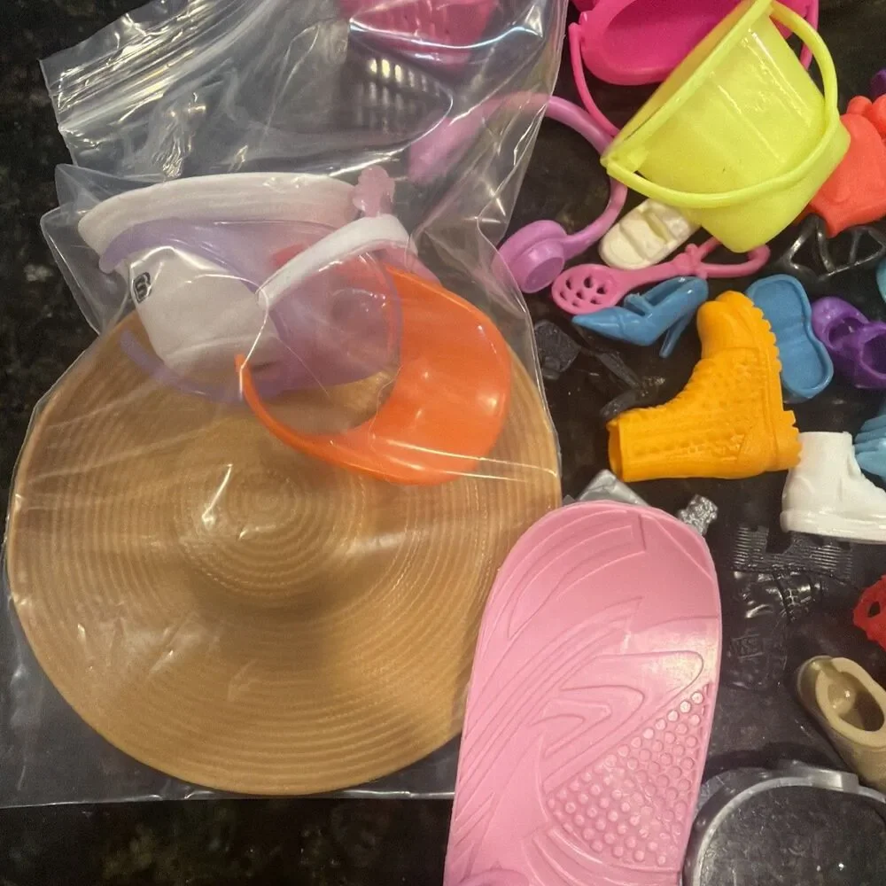 Barbie Mixed Lot of Accessories